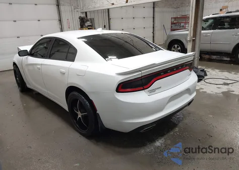 2016 Dodge Charger Sxt z USA, uszkodzony, nr VIN 2C3CDXJG3GH206106